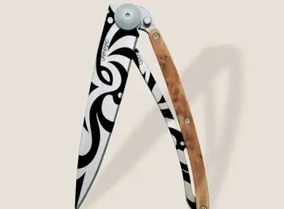 Wacholderholz / Tribal