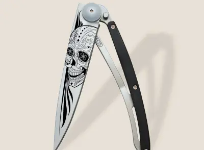 Ebenholz / Latino Skull