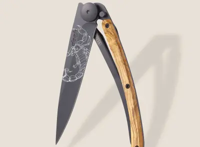 Olivenholz / Skorpion
