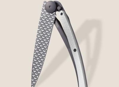 Aluminium hellgrau / Quadrat