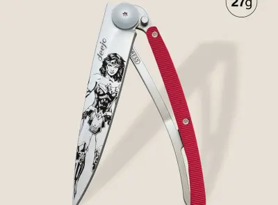 Aluminium rot / Wonder Woman