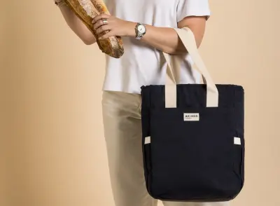 Akinod Lunch Bag XL 08:19 Marineblau