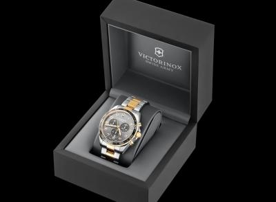 FieldForce Classic Chrono  silber gold