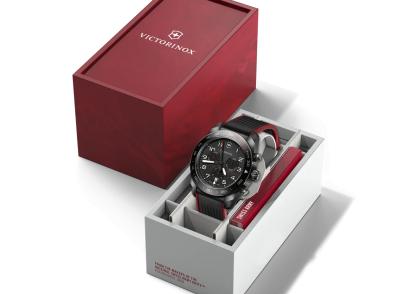 Swiss Army Chronograph rot