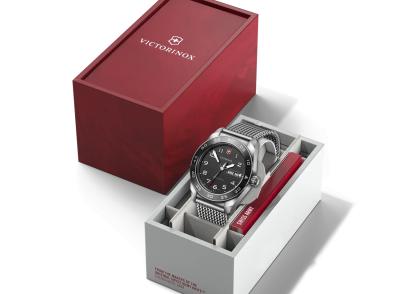 Swiss Army Quartz Mesh