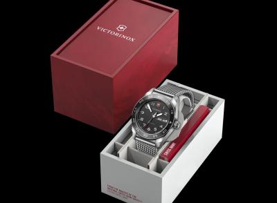 Swiss Army Quartz Mesh