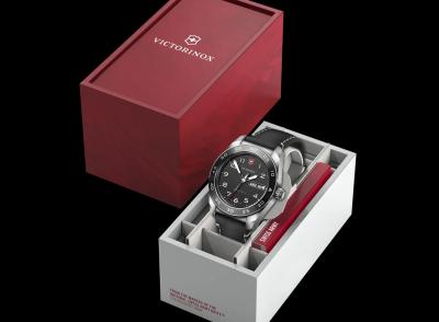 Swiss Army Quartz schwarz