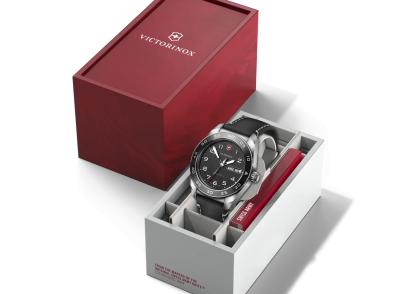 Swiss Army Quartz schwarz